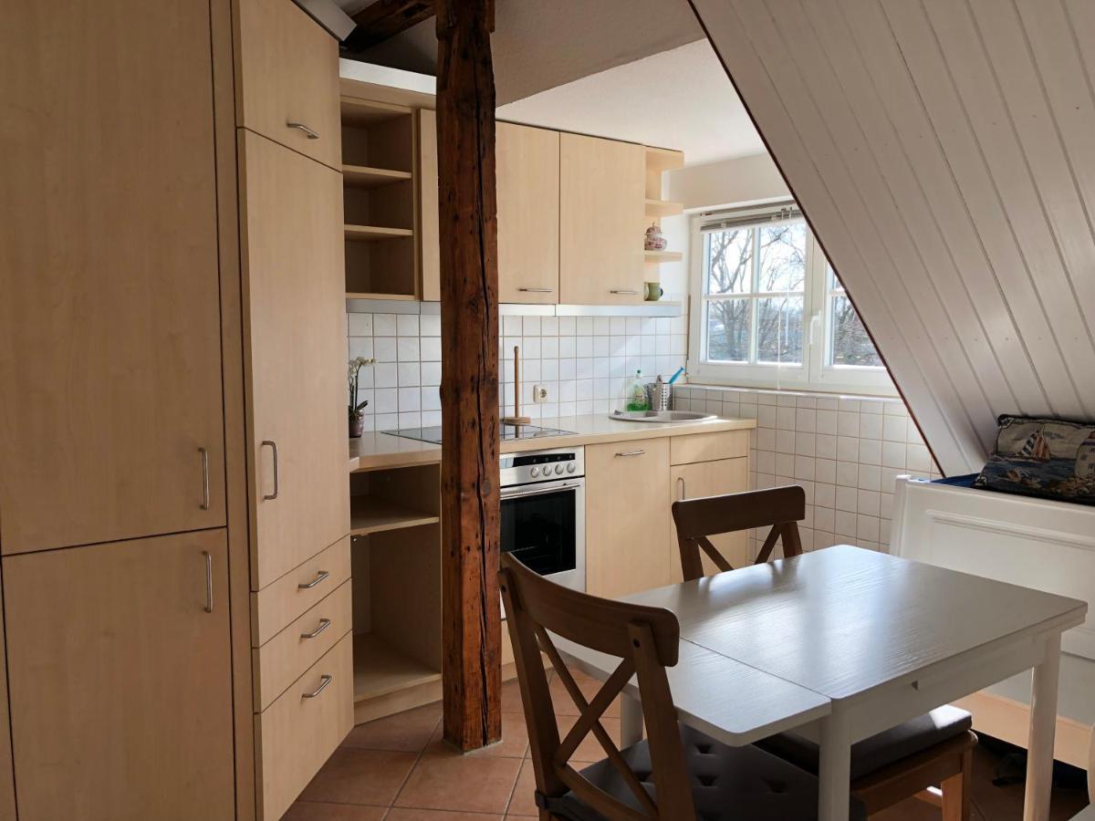 Apartment Ankerplatz Warnemuende - Direkte Strandnaehe Mit Leuchtturmblick *